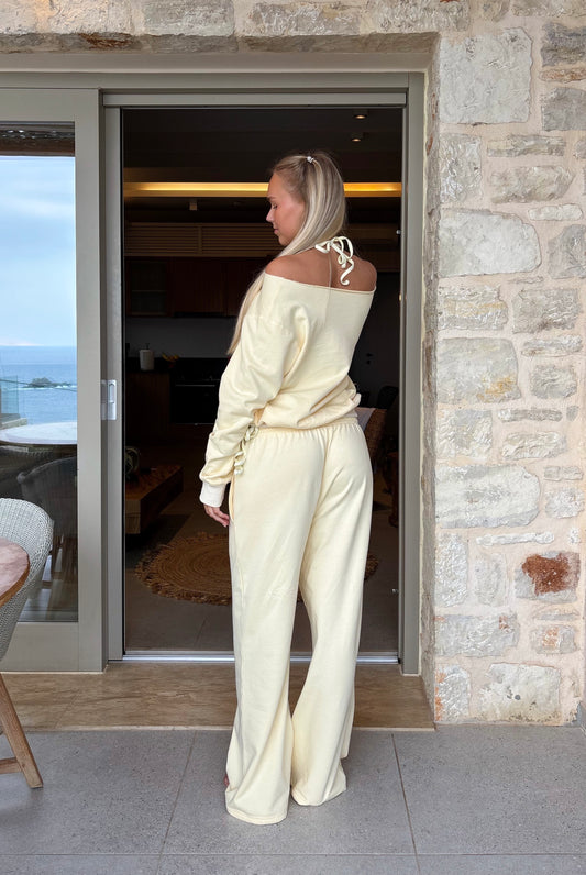BUTTER YELLOW TOP