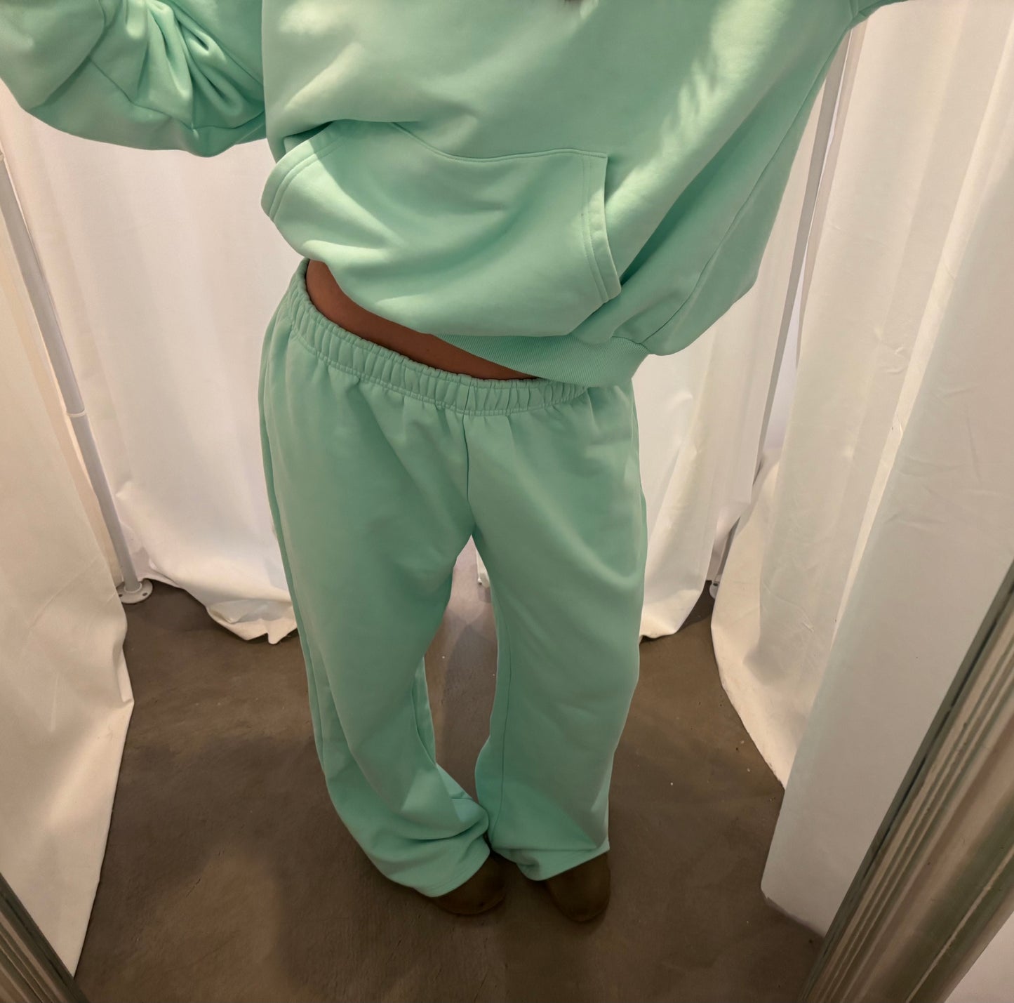 TURQUOISE JOGGERS